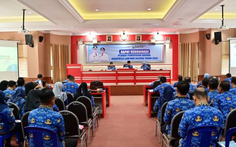 Bupati Lampung Selatan Tegaskan Camat Ujung Tombak Pelayanan Publik