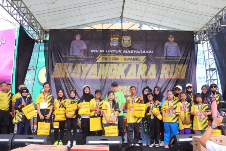 Bhayangkara Run 2025: Berlari Bersama, Membangun Kebersamaan dan Inklusi Sosial di Lampung