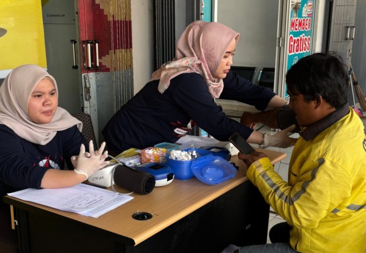 Aksi Kemanusiaan di Jalanan: Mitra Pengemudi Maxim Donorkan Darah di Hari Donor Internasional