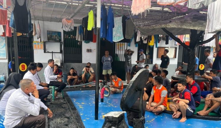 Dialog Tanpa Jarak: Pengayom dan Binaan Bersatu di Rutan Ambon Lewat “Paparisa Carita”