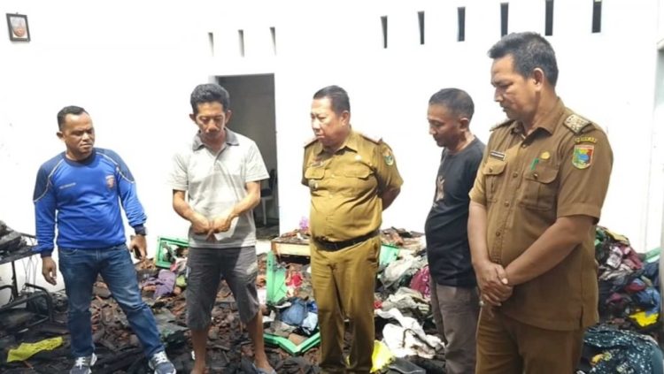 Dinsos Tanggamus Tinjau Lokasi Kebakaran di Kota Agung, Serahkan Bantuan Awal untuk Korban
