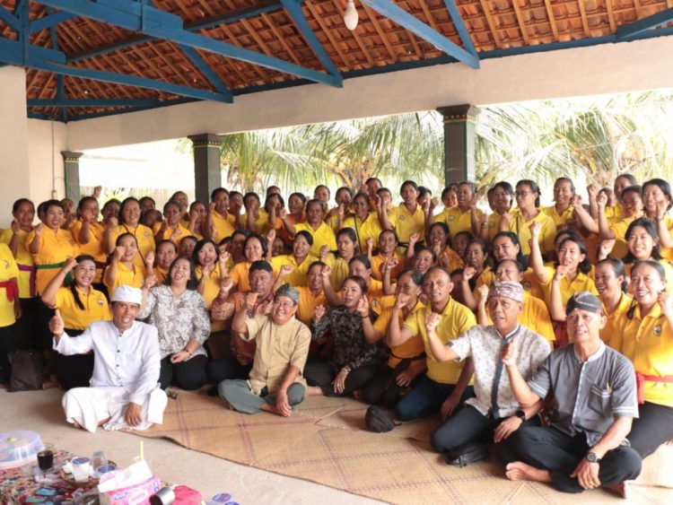 Wabup Komang Koheri dan Ni Ketut Dewi Nadi Temui WHDI Trimurjo, Perkuat Peran Perempuan Hindu dalam Pembangunan Daerah