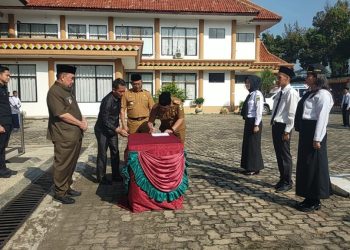 Bupati Tanggamus Lantik 207 PPPK Formasi 2024, Tegaskan Pengabdian Harus dengan Cinta dan Loyalitas