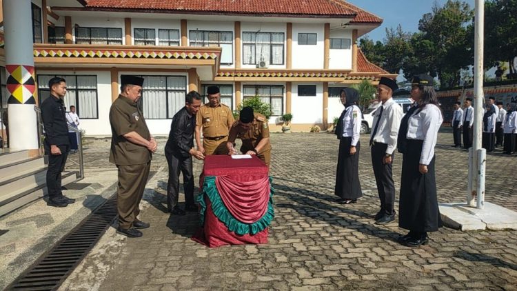 Bupati Tanggamus Lantik 207 PPPK Formasi 2024, Tegaskan Pengabdian Harus dengan Cinta dan Loyalitas