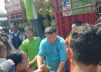 Gas Melon Langka? Tenang, Pemkab Tanggamus Turun Tangan Gelar Operasi Pasar LPG 3 Kg!