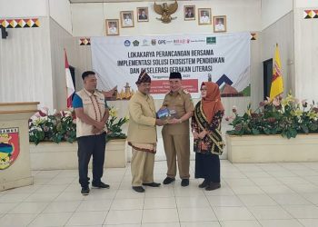 Bupati Tanggamus Buka Lokakarya Literasi: “Ini Investasi SDM Menuju Indonesia Emas 2045”