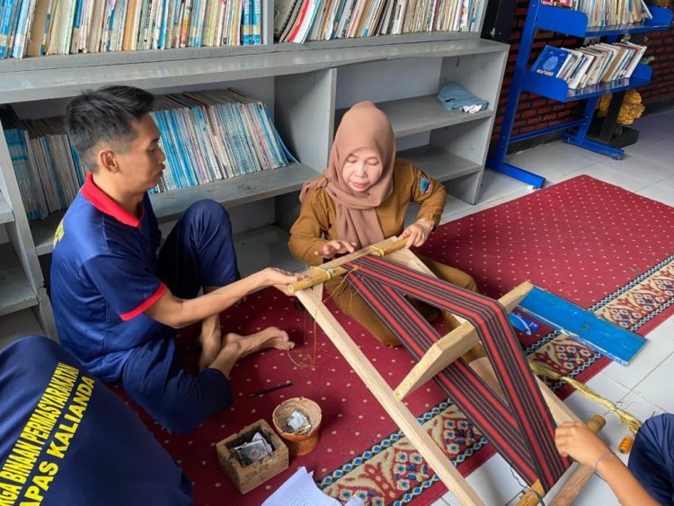 Tapis Naik Kelas! Warga Binaan Lapas Kalianda Dilatih Teknik Lanjutan Bersama Dekranasda