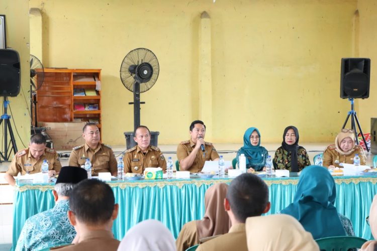 Sekda Lampung Tengah Tinjau Persiapan Pencanangan Desa Tapis: Tampilkan Potensi Unggulan Daerah