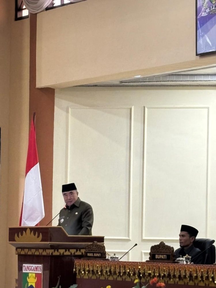 Paripurna DPRD Tanggamus: 6 Ranperda Disetujui, RPJMD 2025–2029 Resmi Diajukan