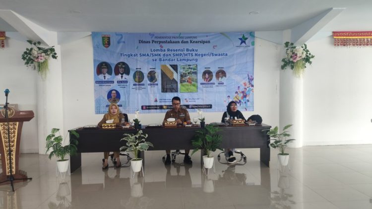 Yuvanka dan Salsabila Rebut Juara 1 Lomba Resensi Buku Perpusda Lampung