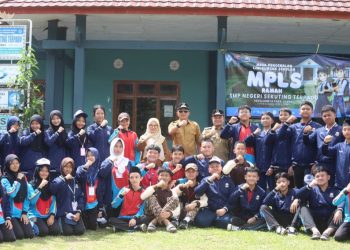 Sidak Hari Kedua Sekolah, Parosil Ajak Siswa Lampung Barat Mulai Tahun Ajaran Baru dengan Semangat Juara