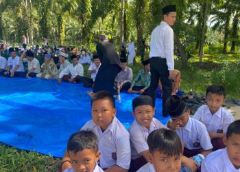 Ziarah Kubur Jadi Awal Rangkaian Bersih Desa di Kampung Sendangbaru