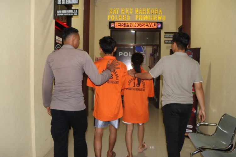 Sepasang Kekasih Produksi Tembakau Sintetis, Omzet Capai Puluhan Juta Rupiah per Bulan