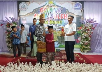 Gebyar 10 Muharram di Desa Bunut: Momen Cetak Generasi Emas dan Anak Soleh yang Berprestasi