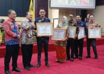 Lampung Selatan Raih Penghargaan Pelayanan Publik, Disdukcapil dan RSUD Bob Bazar Catat Predikat Sangat Baik