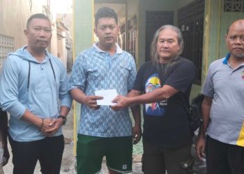 Hazizi dan Bela Jayanti Tunjukkan Kepedulian, Bantu Korban Kebakaran di Way Urang Kalianda