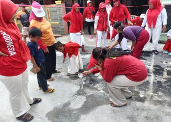 Warga Gang Pesona RT 05 Sukarame Rayakan HUT ke-80 RI dengan Lomba Tradisional Penuh Makna