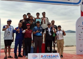 Ombak Tinggi, Tekad Lebih Tinggi: Kejurnas Open Water Swimming 2025 Memanas di Pantai Kyokko