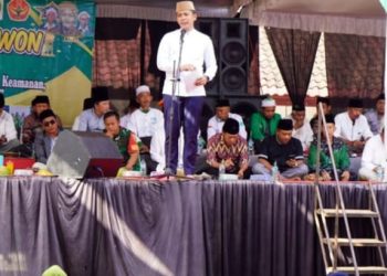 Bupati Egi Hadiri Pengajian Jumat Kliwon, Serap Aspirasi dan Tegaskan Komitmen Perbaikan Infrastruktur Desa