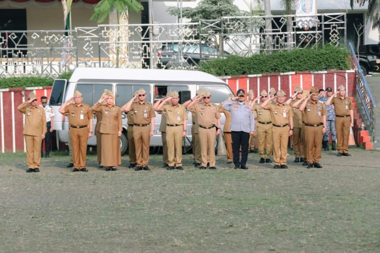 Gubernur Lampung Instruksi Gerakan Pengibaran Bendera Merah Putih