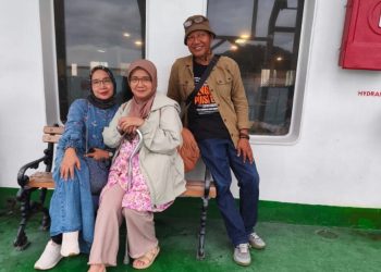 Lomba Baca Puisi Esai Di Nuwo Baca Dihadiri Juri Berkelas Nasional dan Lokal