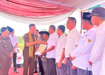 Sertipikasi Tanah Wakaf dan Aset Pekon Diperkuat Melalui Program Petani Mitra Adhyaksa di Pringsewu