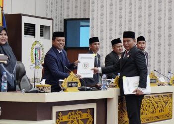 Bupati Pringsewu Dan DPRD Teken Nota Kesepakatan KUA-PPAS 2026 Serta Perubahan KUA-PPAS 2025