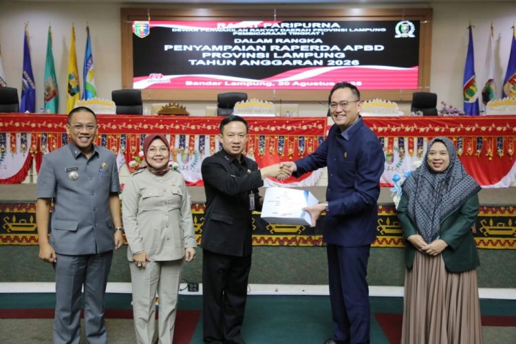 Pemprov Lampung Serahkan Dokumen Raperda APBD 2026 ke DPRD, Fokus pada Pendidikan, Infrastruktur, dan Pemulihan Ekonomi