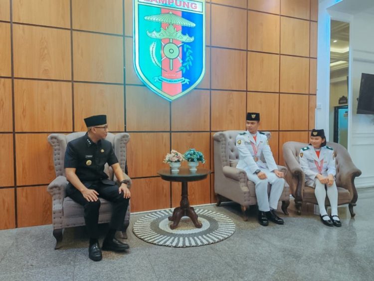 Dua Paskibraka Nasional 2025 Asal Lampung Harumkan Nama Daerah di Istana Merdeka
