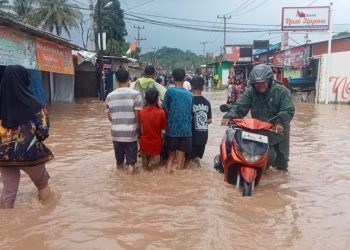 Banjir dan Erosi Serang Desa Sukajaya Lempasing, Ribuan Warga dan Wisatawan Terdampak
