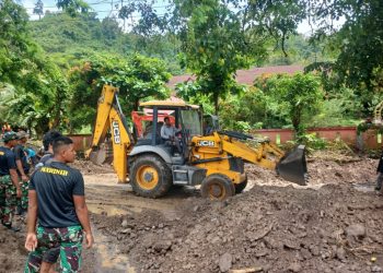 Walikota Eva Dwiana Koordinasikan Bantuan dan Penanganan Darurat Korban Longsor di Pesawaran