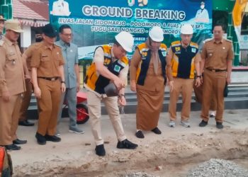 Bupati dan Wakil Bupati Pringsewu Resmikan Ground Breaking Proyek Infrastruktur Jalan Strategis