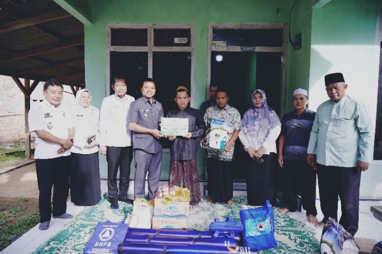 Bupati Pringsewu Berikan Dukungan Moril dan Bantuan kepada Keluarga ABK Korban Kapal Tenggelam