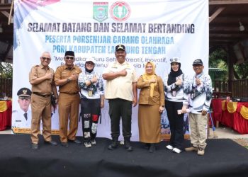 Wabup Lampung Tengah Hadiri PORSENIJAR 2025: Panggung Besar Kreativitas Guru dan Pelajar