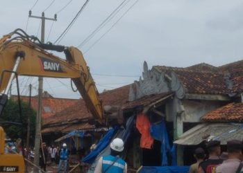 Revitalisasi Pasar Dekon Kotabumi: Lapak Pedagang Tradisional Dibongkar, Warga Harap Bukan Sekadar Proyek Cari Untung
