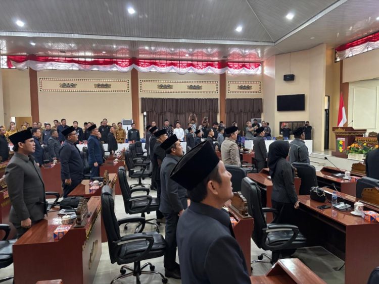 DPRD Tanggamus Sahkan Perubahan APBD 2025, Bupati Tekankan Stabilitas Daerah Demi Pertumbuhan Ekonomi