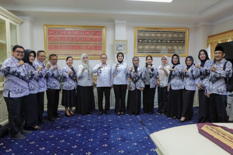 Kunjungan Besar PGRI ke Lampung: Soroti Kesejahteraan Guru dan Kualitas SDM Menuju Indonesia Emas 2045