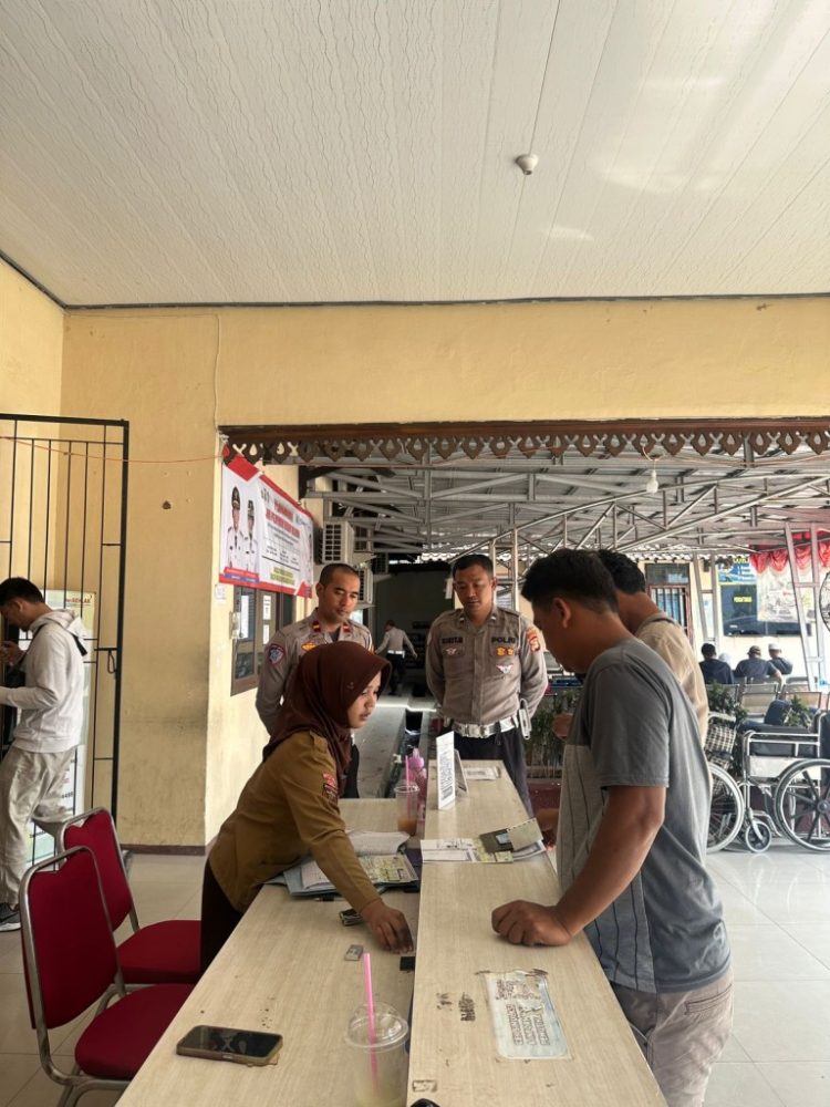 Heboh! Samsat Lampung Selatan Tegaskan Tak Ada Jalur Khusus, Semua Wajib Ikuti Prosedur Resmi!