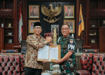 Gubernur Lampung Rahmat Mirzani Djausal Resmi Jadi Warga Kehormatan Korps Polisi Militer TNI AD, Begini Momen Pengukuhannya