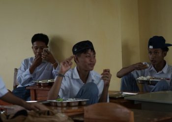 Heboh! SMA Siger 2 Eva Dwiana Kebagian Makan Bergizi Gratis Meski Belum Terdaftar Dapodik, Publik Pertanyakan Transparansi Program