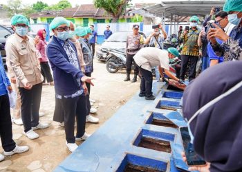 Gubernur Lampung Tinjau SPPG Rajabasa, Pastikan Protokol Keamanan Pangan Berjalan Optimal