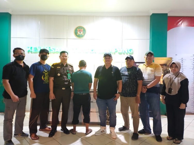 Tim Gabungan Kejaksaan Lampung Berhasil Tangkap Buronan Korupsi Dana PNPM Tanggamus Setelah Sepuluh Tahun Buron