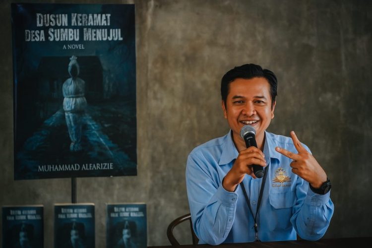 Penulis Muda Bandar Lampung Luncurkan Manuskrip Horor “Dusun Keramat Desa Sumber Muncul”, Cari Donatur untuk Penerbitan