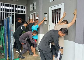Lapas Dharmasraya Gencar Wujudkan “Zero Halinar”, Razia Kamar WBP Berjalan Aman dan Tertib