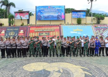 Pangdam XXI/Radin Inten Kunjungi Polres Tanggamus, Tegaskan Soliditas dan Kekompakan TNI-Polri untuk Jaga Keamanan Daerah