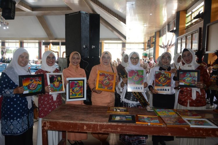 Gebyar “Ayo Membatik” Warnai Lampung Tengah, Bunda PAUD Ajak Anak Cintai Batik Sejak Dini