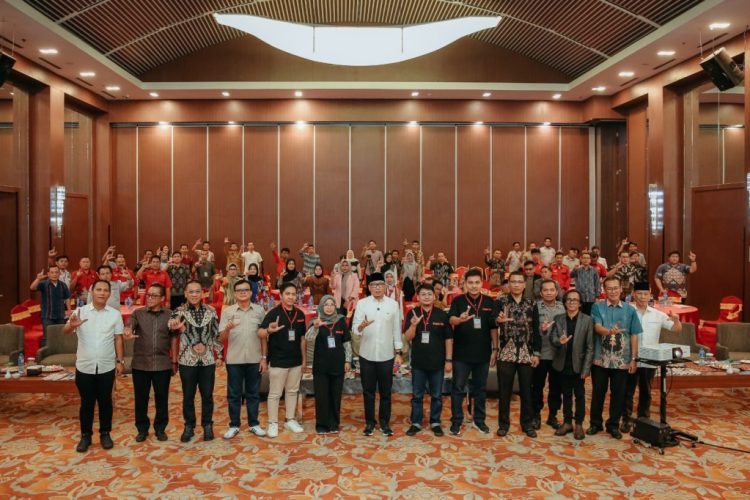 Santiaji Jurnalistik dan Kehumasan 2025, Gubernur Lampung Ajak Pers dan Praktisi Humas Bangun Kredibilitas Pemerintah di Era Digital