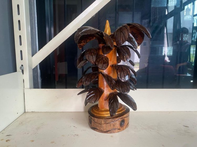 Kreatif di Balik Jeruji! WBP Lapas Dharmasraya Ubah Batok Kelapa Jadi Produk UMKM Bernilai Jual Tinggi