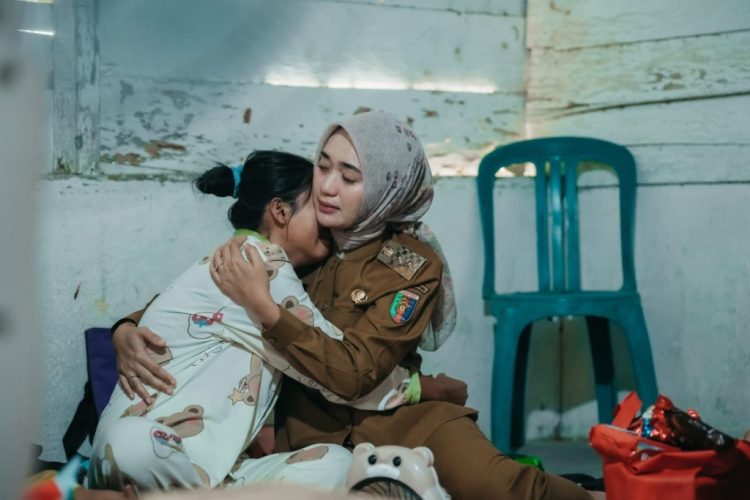 Wagub Jihan Turun Tangan! Kasus Ibu Rantai Anak di Mesuji Bongkar Realita Pilu Kemiskinan dan Keterbatasan Hidup