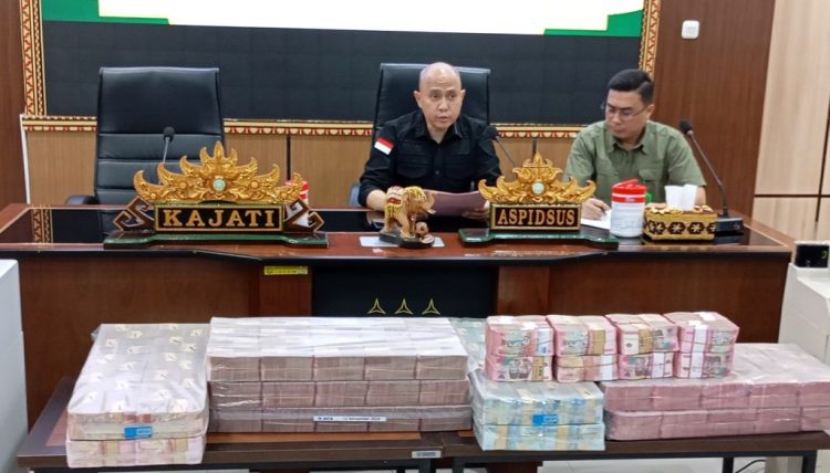 Publik Masih Bertanya: Kejati Lampung Belum Jelaskan Aturan Pengelolaan Dana PI 10% di PT LEB